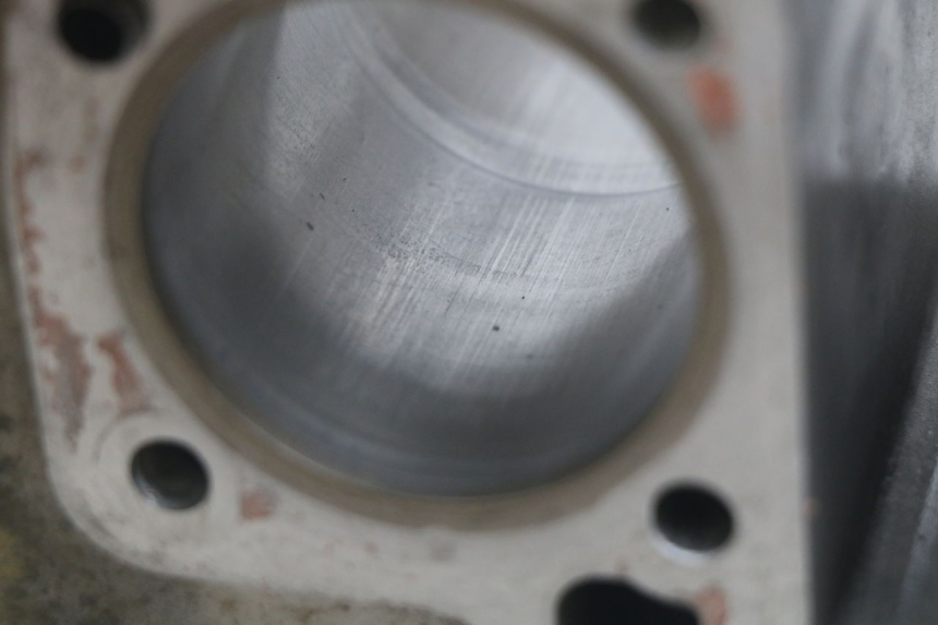 photo de CYLINDRE PISTON APOLLO DIRT BIKE 125 (2010 - 2018)