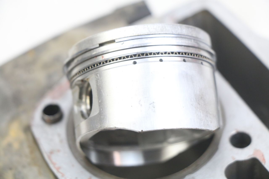 photo de CYLINDRE PISTON APOLLO DIRT BIKE 125 (2010 - 2018)