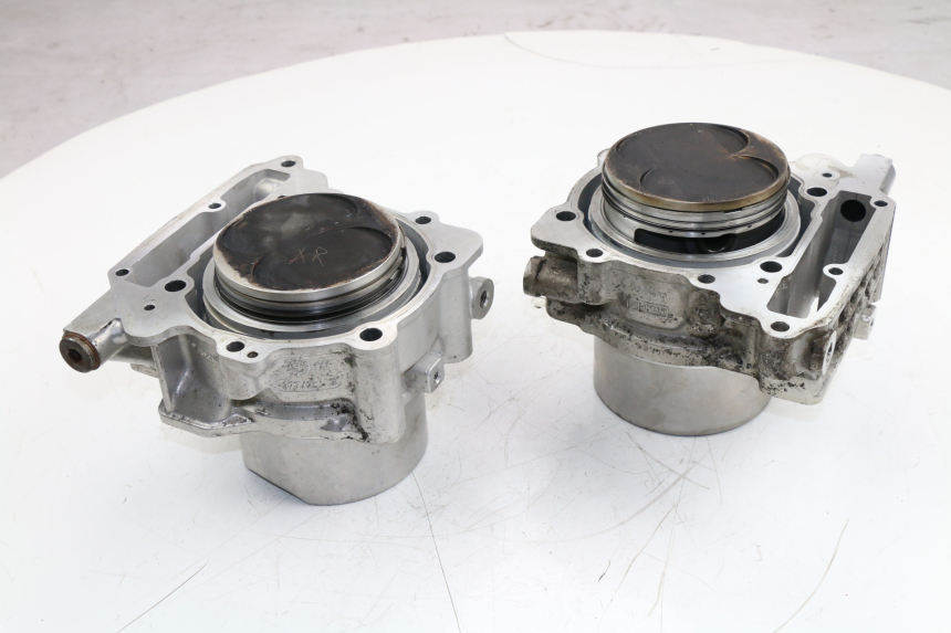 photo de CYLINDRE PISTON APRILIA RSV MILLE 1000 (2000 - 2003)