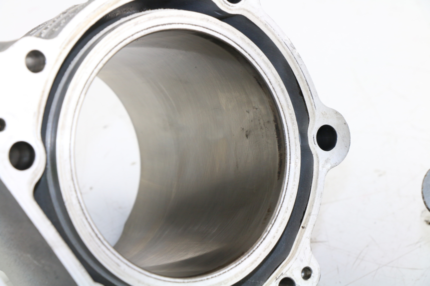 photo de CYLINDRE PISTON APRILIA RSV MILLE 1000 (2000 - 2003)
