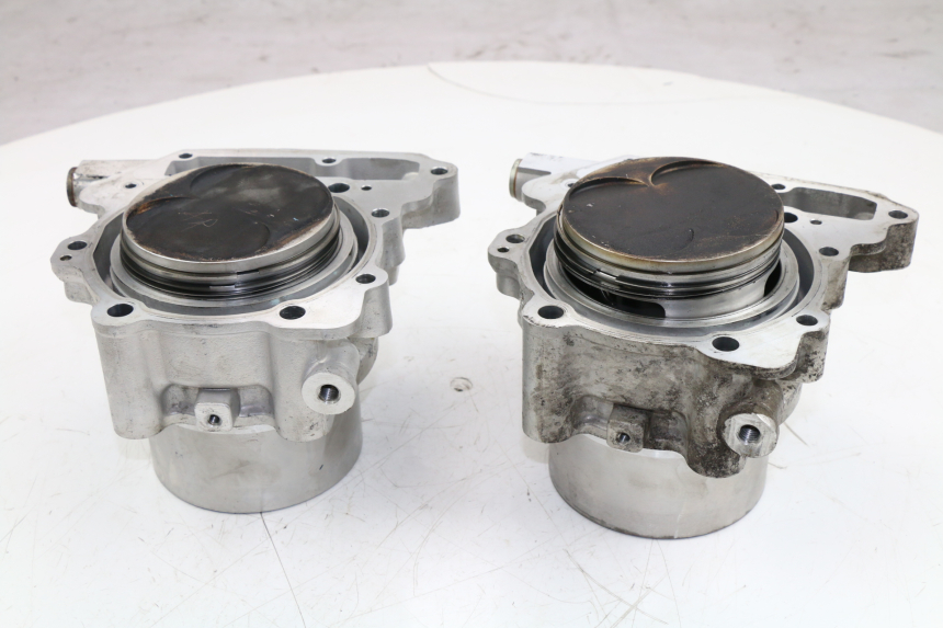 photo de CYLINDRE PISTON APRILIA RSV MILLE 1000 (2000 - 2003)