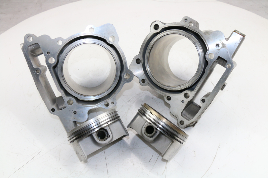 photo de CYLINDRE PISTON APRILIA RSV MILLE 1000 (2000 - 2003)