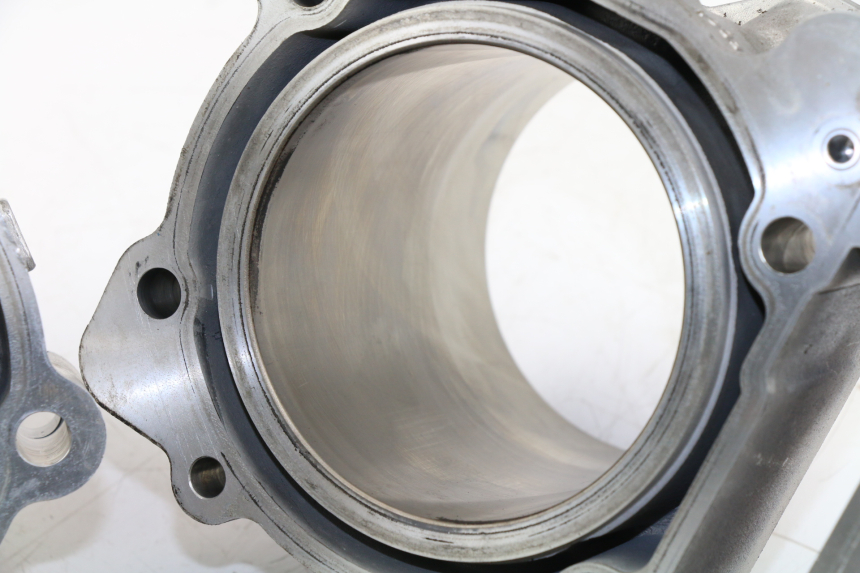 photo de CYLINDRE PISTON APRILIA RSV MILLE 1000 (2000 - 2003)