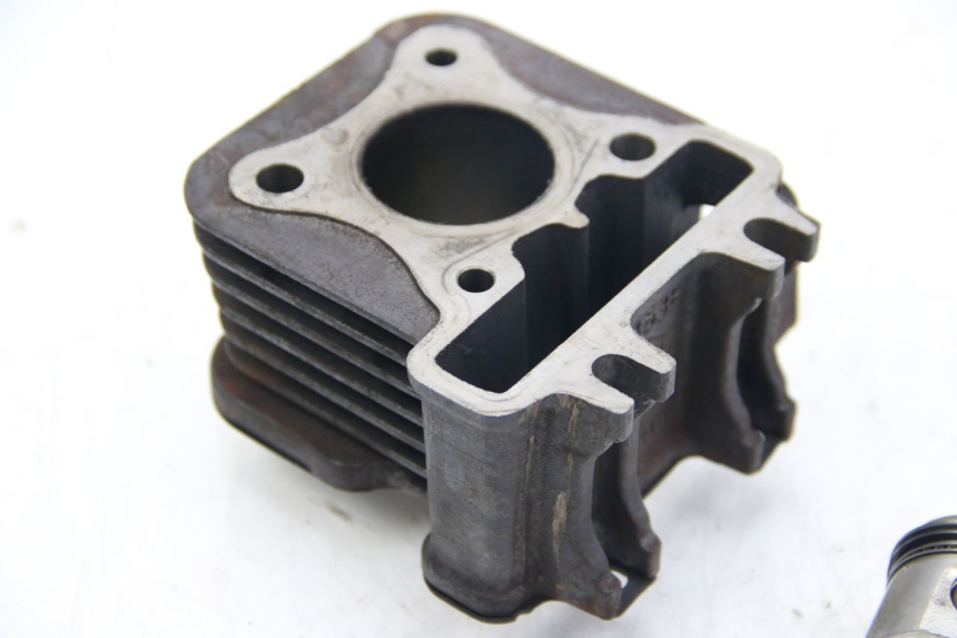 photo de CYLINDRE PISTON APRILIA SCARABEO 4T 50 (2009 - 2017)