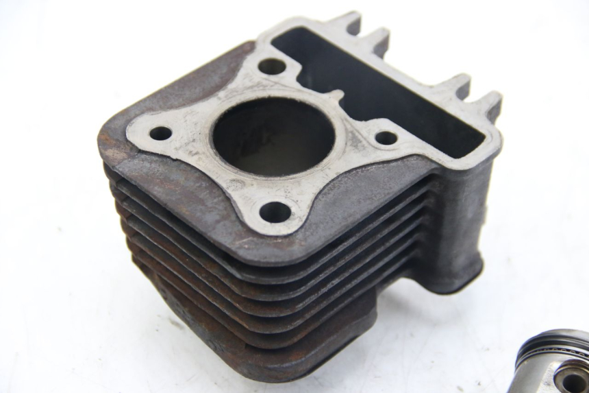 photo de CYLINDRE PISTON APRILIA SCARABEO 4T 50 (2009 - 2017)
