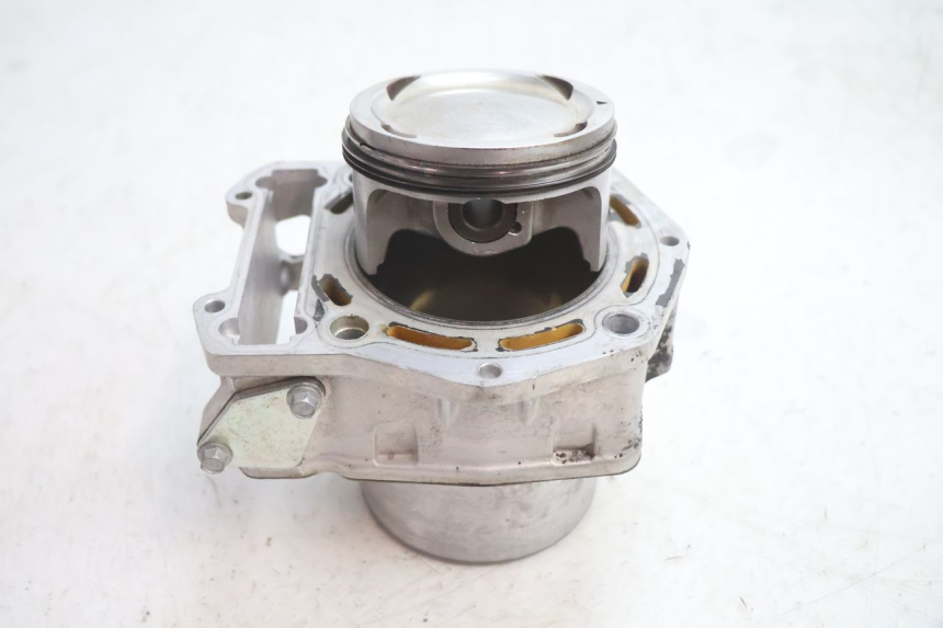 photo de CYLINDRE PISTON ARRIERE GILERA GP 800 (2007 - 2013) - Zoom état d’usage