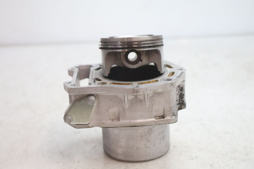 photo de CYLINDRE PISTON ARRIERE GILERA GP 800 (2007 - 2013) - Autre angle de vue