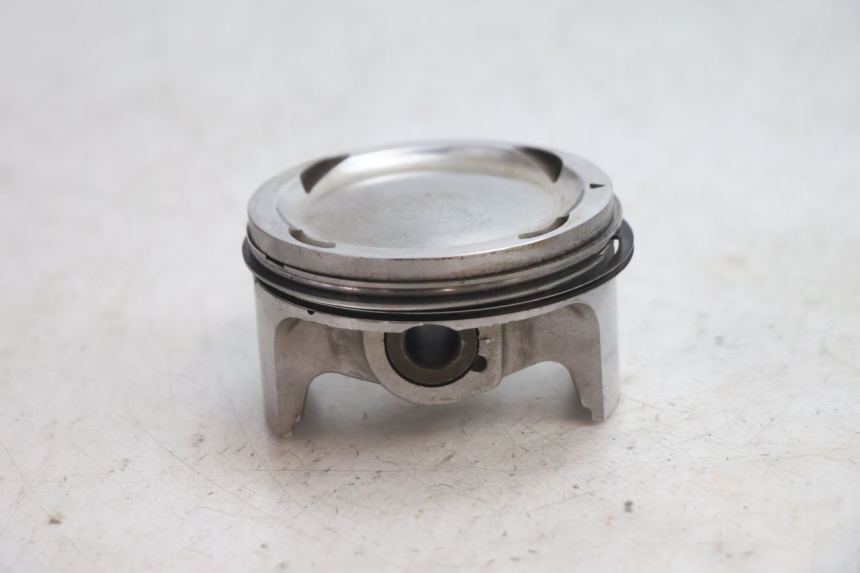 photo de CYLINDRE PISTON ARRIERE GILERA GP 800 (2007 - 2013) - Marquages et références