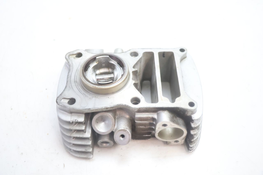 photo de CYLINDRE PISTON ARRIERE HONDA XLV VARADERO 125 (2007 - 2012) - Vue d’ensemble