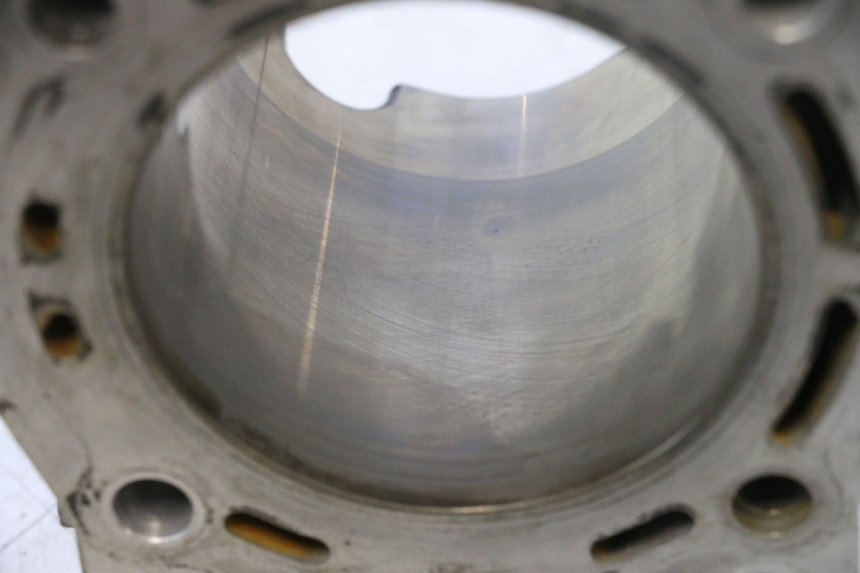 photo de CYLINDRE PISTON AVANT GILERA GP 800 (2007 - 2013) - Détails caractéristiques