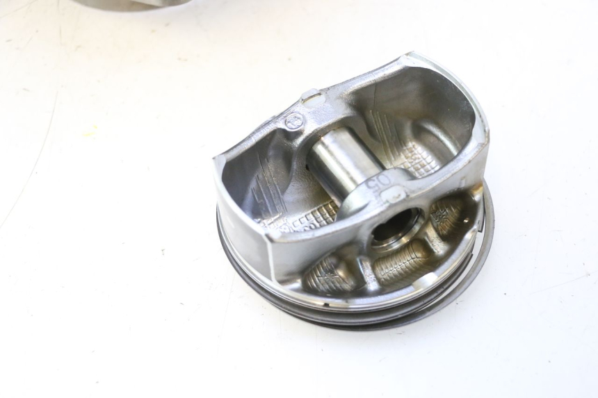 photo de CYLINDRE PISTON AVANT HARLEY DAVIDSON ROAD GLIDE FLTRXSE 1920 (2018 - 2022) - Zoom qualité