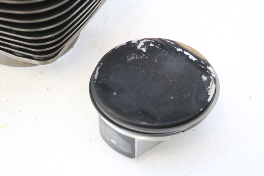 photo de CYLINDRE PISTON AVANT HARLEY DAVIDSON ROAD GLIDE FLTRXSE 1920 (2018 - 2022) - Vue principale