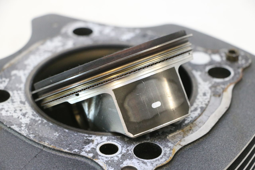 photo de CYLINDRE PISTON AVANT HARLEY DAVIDSON ROAD GLIDE FLTRXSE 1920 (2018 - 2022) - Détail de la pièce