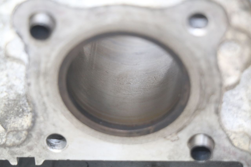 photo de CYLINDRE PISTON BAOTIAN BT 50 QT-12 50 (2007 - 2009)