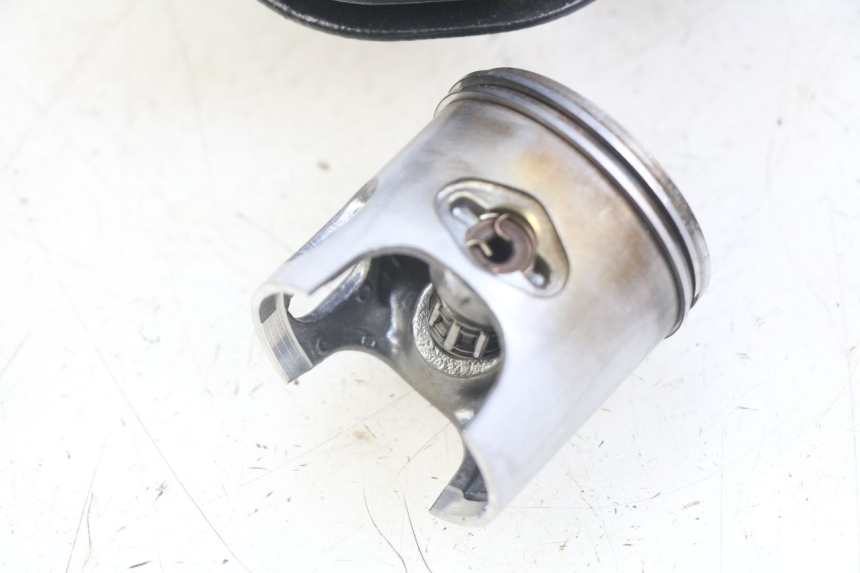 photo de CYLINDRE PISTON MBK BOOSTER SPIRIT 50 (1999 - 2003)