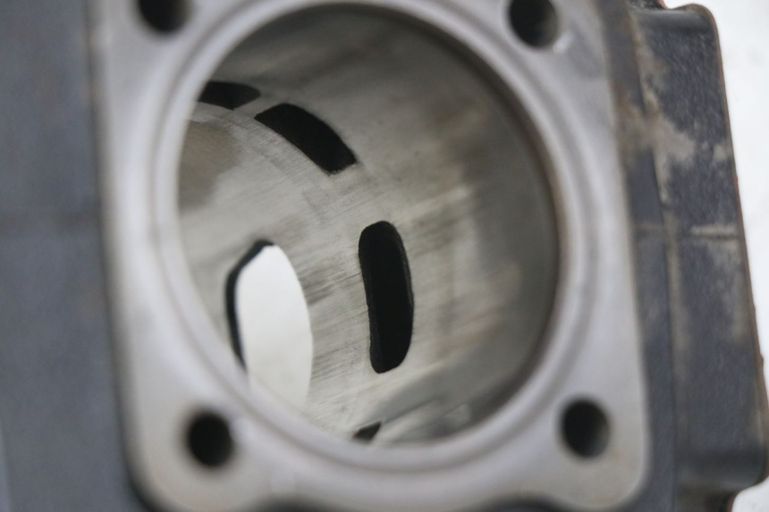 photo de CYLINDRE PISTON MBK BOOSTER SPIRIT 50 (1999 - 2003)