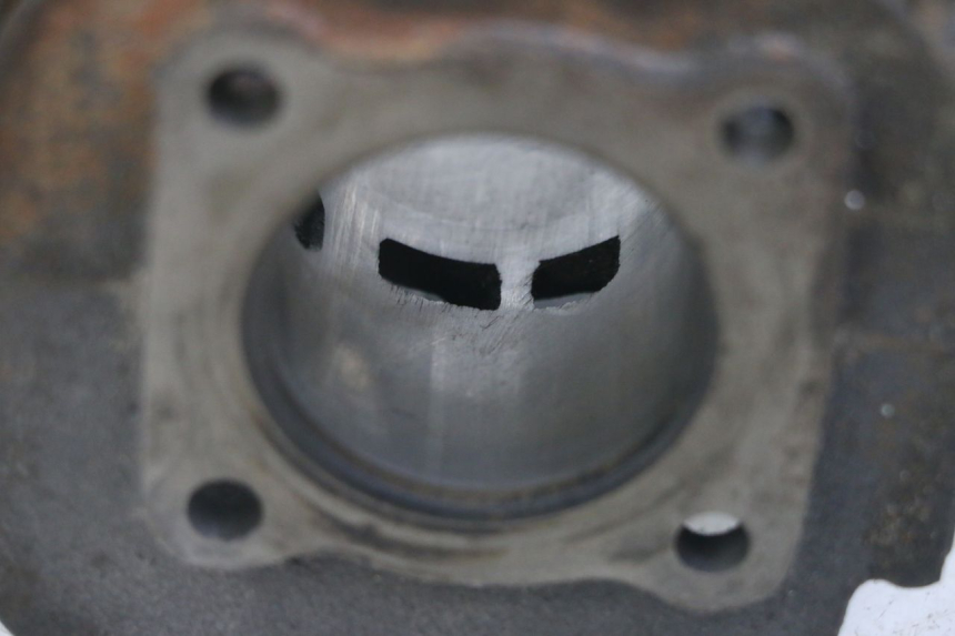 photo de CYLINDRE PISTON MBK BOOSTER SPIRIT NAKED 50 (2004 - 2017)
