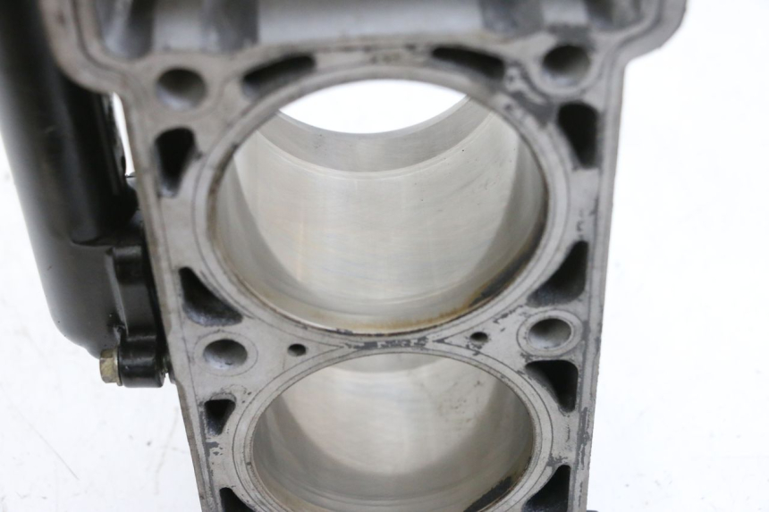photo de CYLINDRE PISTON MV AGUSTA BRUTALE R WALLY 910 (2008 - 2008) - Détail de la pièce