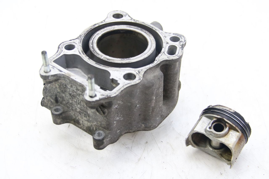 photo de CYLINDRE PISTON SUZUKI BURGMAN 125 (2007 - 2014)