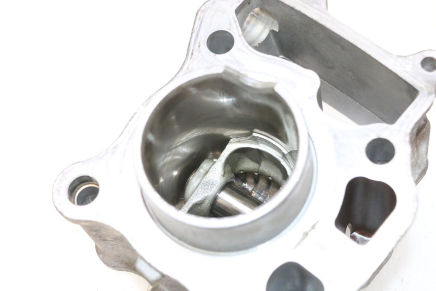 photo de CYLINDRE PISTON SUZUKI BURGMAN 125 (2007 - 2014) - Autre angle de vue