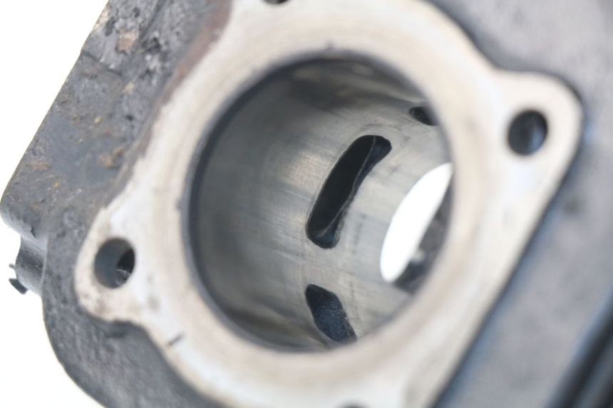 photo de CYLINDRE PISTON YAMAHA BW'S 50 (1999 - 2003) - Marquages et références