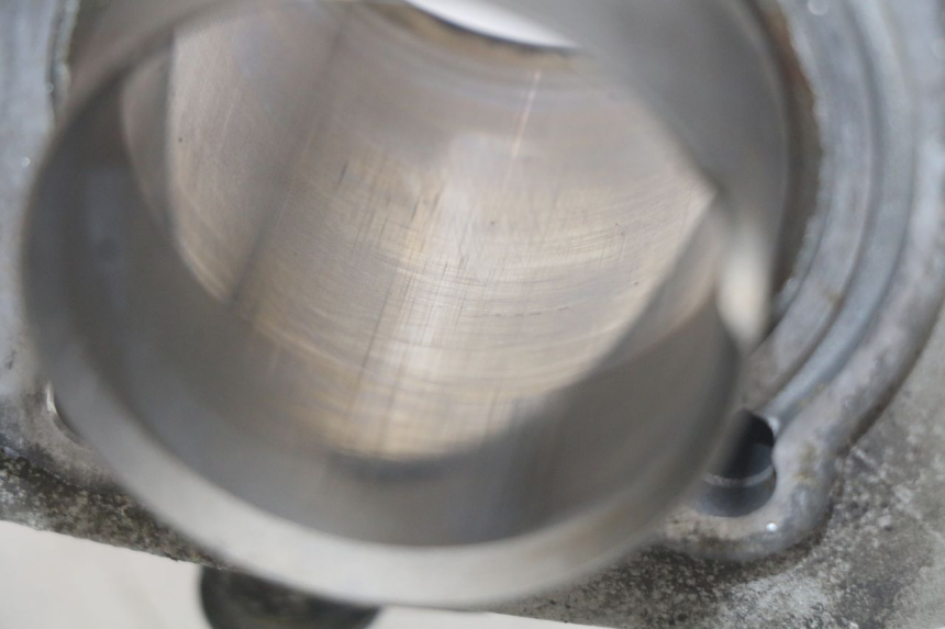 photo de CYLINDRE PISTON DAELIM VJ ROADWIN FI 125 (2008 - 2017)