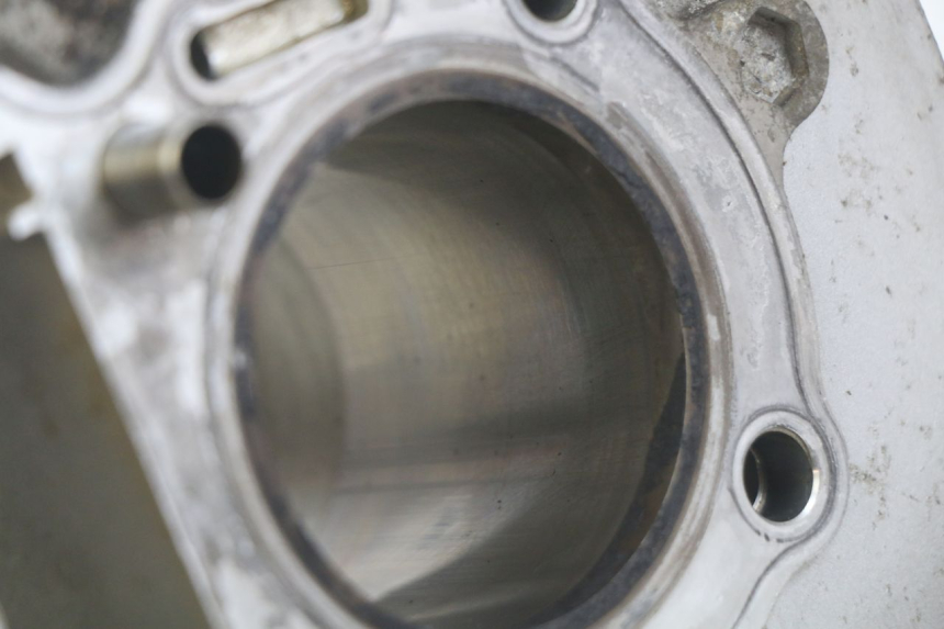 photo de CYLINDRE PISTON DAELIM VJ ROADWIN FI 125 (2008 - 2017)
