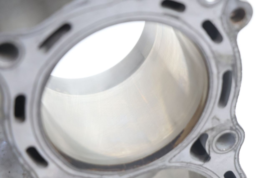 photo de CYLINDRE PISTON KAWASAKI ER-6 ER6 N 650 (2005 - 2009) - Focus structure