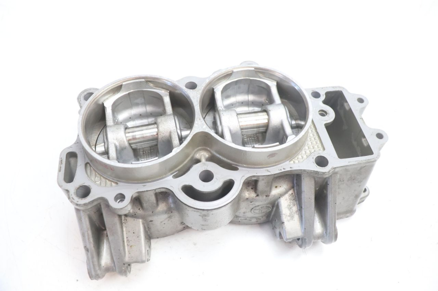 photo de CYLINDRE PISTON KAWASAKI ER-6 ER6 N 650 (2005 - 2009) - Points de fixation