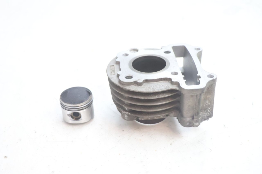 photo de CYLINDRE PISTON JM MOTORS EVOLIS 4T 50 (2018 - 2022) - Détail de la pièce