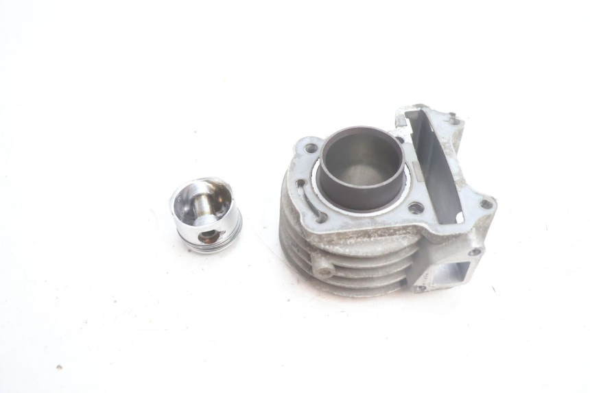 photo de CYLINDRE PISTON JM MOTORS EVOLIS 4T 50 (2018 - 2022) - Autre angle de vue