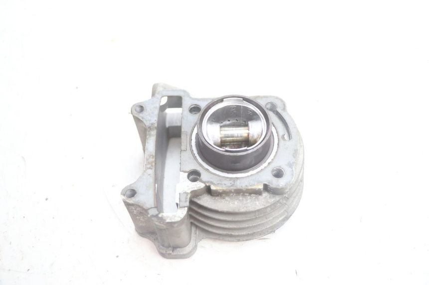 photo de CYLINDRE PISTON JM MOTORS EVOLIS 4T 50 (2018 - 2022) - Points de fixation