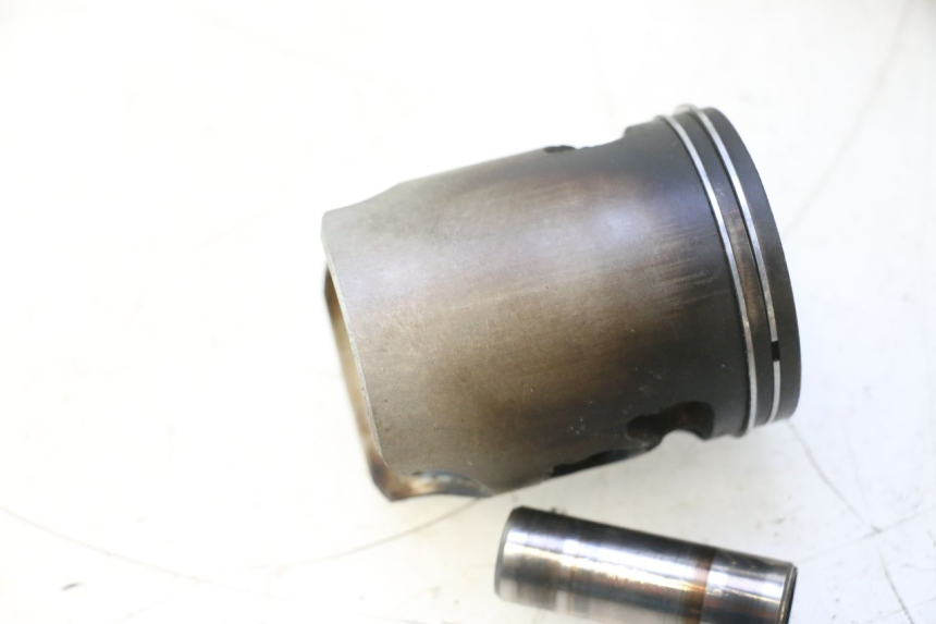 photo de CYLINDRE PISTON HONDA FES PANTHEON 2T 125 (1998 - 2002) - Vue principale