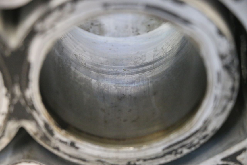 photo de CYLINDRE PISTON HONDA FJS SILVER WING SILVERWING 400 (2005 - 2008) - Détails caractéristiques