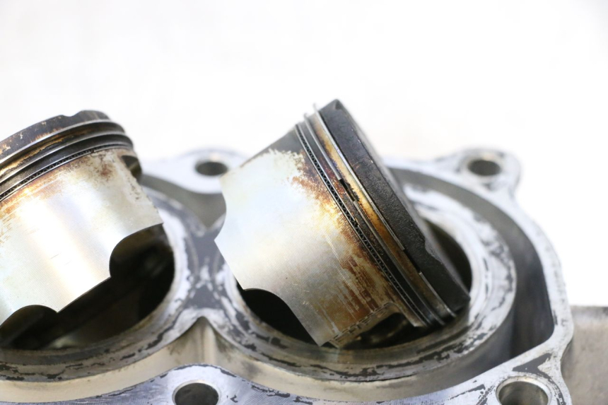 photo de CYLINDRE PISTON HONDA FJS SILVER WING SILVERWING 400 (2005 - 2008) - Zoom qualité