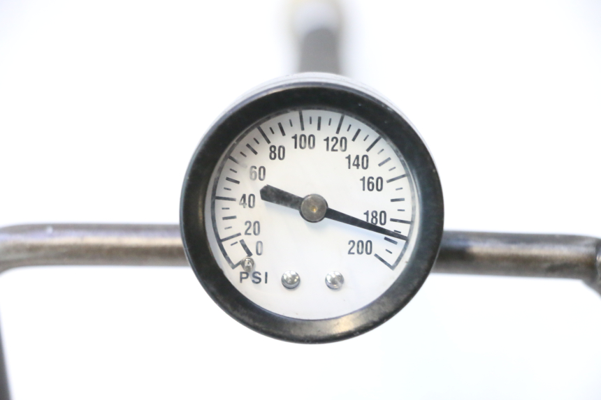 photo de CYLINDRE PISTON HONDA FJS SILVER WING SILVERWING 400 (2005 - 2008) - Zoom état d’usage