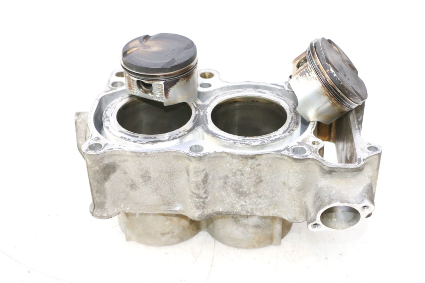 photo de CYLINDRE PISTON HONDA FJS SILVER WING SILVERWING 400 (2005 - 2008) - Points de fixation