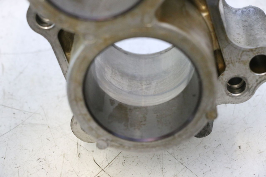 photo de CYLINDRE PISTON HONDA FJS SILVER WING SILVERWING 400 (2005 - 2008) - Autre angle de vue