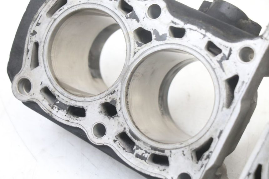 photo de CYLINDRE PISTON YAMAHA FZS FAZER 600 (2001 - 2003) - Zoom qualité