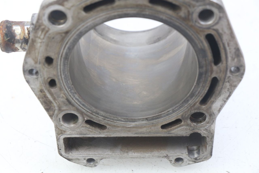 photo de CYLINDRE PISTON PEUGEOT GEOPOLIS 400 (2007 - 2013) - Autre angle de vue