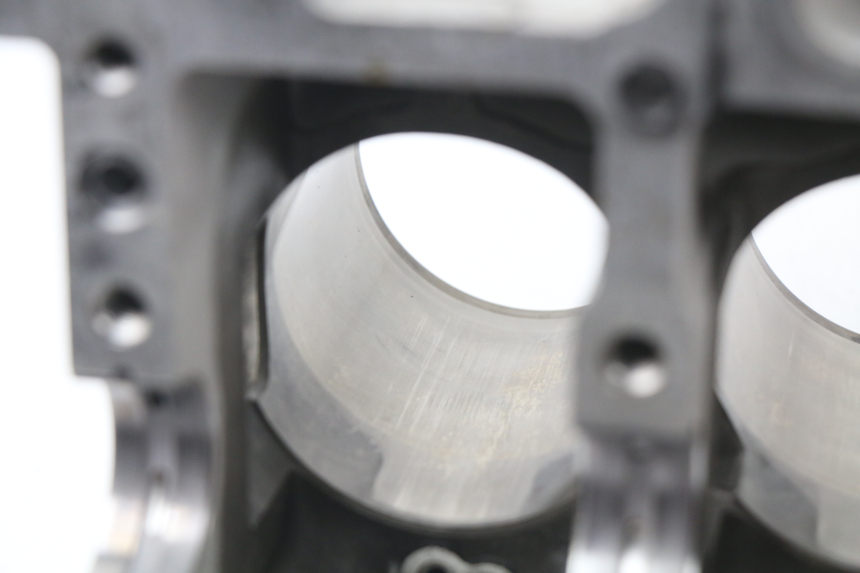 photo de CYLINDRE PISTON SUZUKI GSX-R GSXR K16 1000 (2012 - 2016) - Vue rapprochée