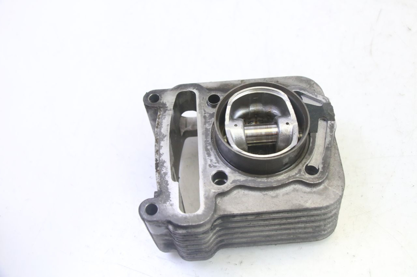 photo de CYLINDRE PISTON DAELIM HISTORY 125 (2001 - 2002)