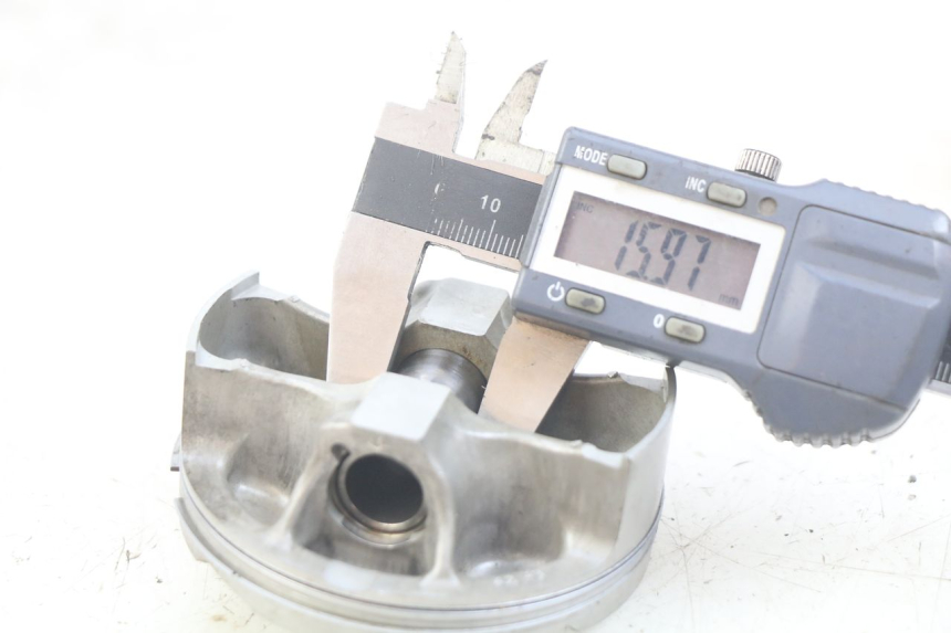 photo de CYLINDRE PISTON HONDA CRF 250 (2013 - 2016)