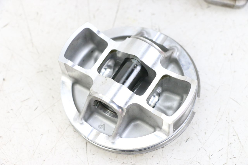 photo de CYLINDRE PISTON HONDA CRF R 250 (2020 - 2021)