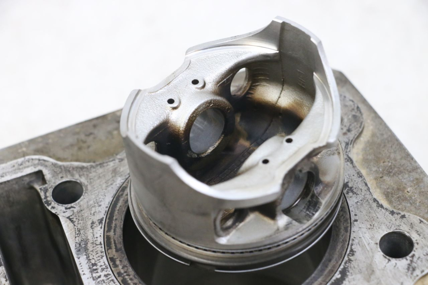 photo de CYLINDRE PISTON HONDA TRX 300 (1988 - 2000)