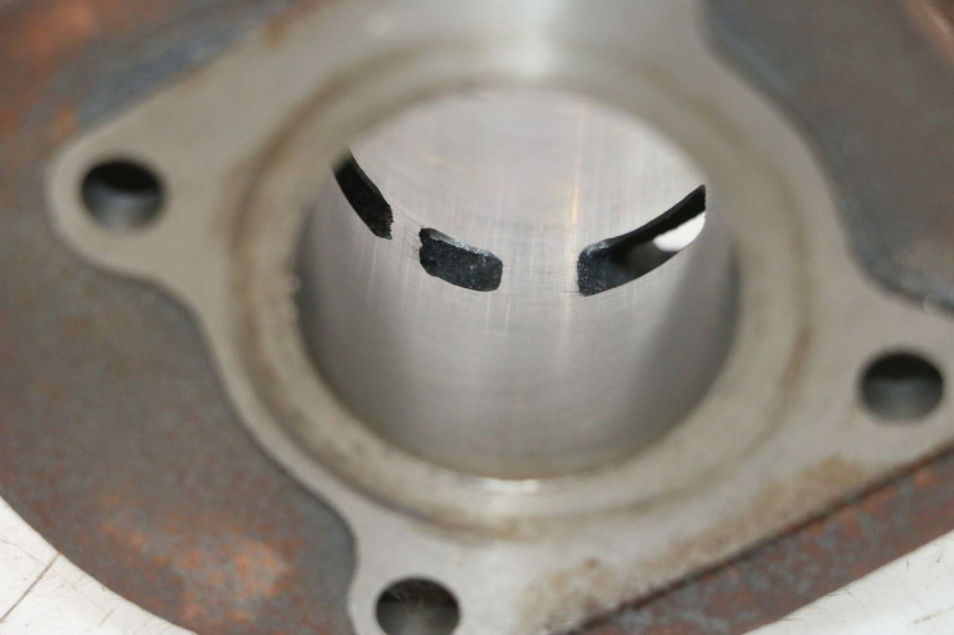 photo de CYLINDRE PISTON KEEWAY HURRICANE 50 (2006 - 2019) - Vue d’ensemble