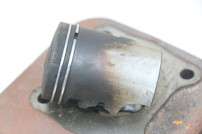 photo de CYLINDRE PISTON SYM JET EURO X 2T 50 (2003 - 2007) - Vue d’ensemble