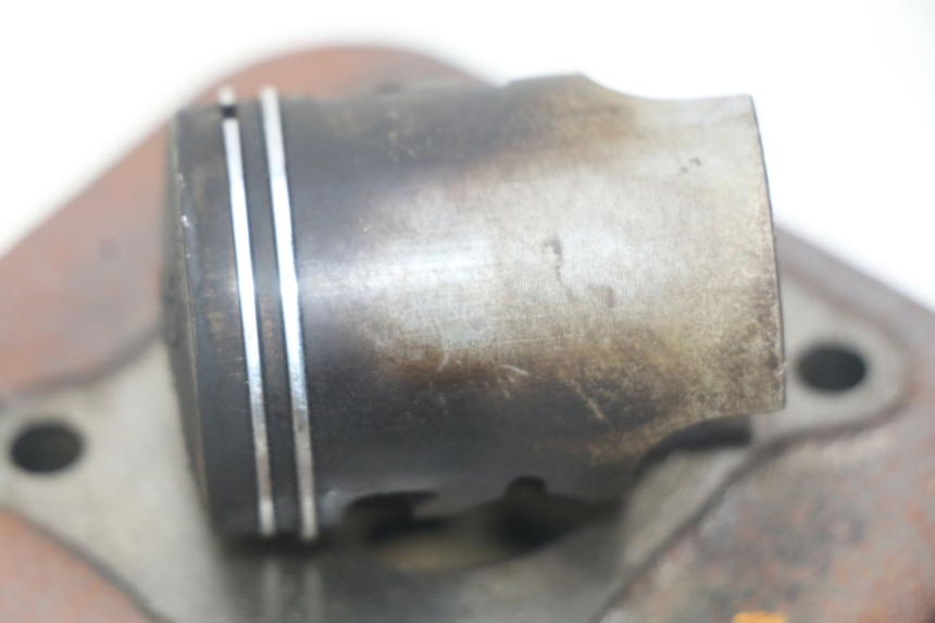 photo de CYLINDRE PISTON SYM JET EURO X 2T 50 (2003 - 2007) - Points de fixation