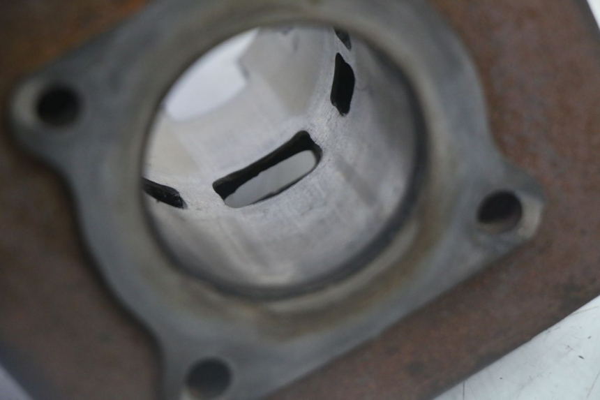 photo de CYLINDRE PISTON PEUGEOT KISBEE 2T 50 (2010 - 2017)