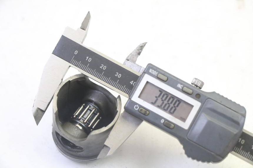 photo de CYLINDRE PISTON PEUGEOT KISBEE 2T 50 (2010 - 2017)